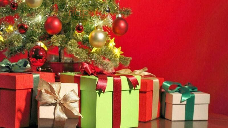 Hộp quà và các món đồ trang trí khác