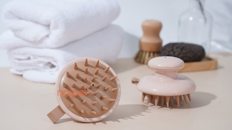 Những lưu ý khi dùng lược gội đầu Trung Quốc 