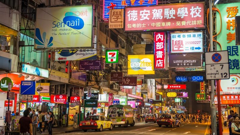 Nhập sỉ bút bi Trung Quốc tại các chợ đầu mối