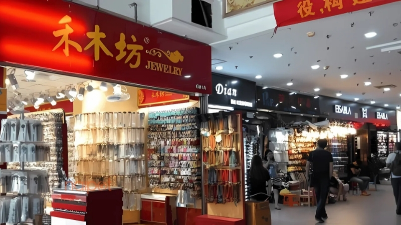 Nhập sỉ qua chợ đầu mối tại Quảng Châu 